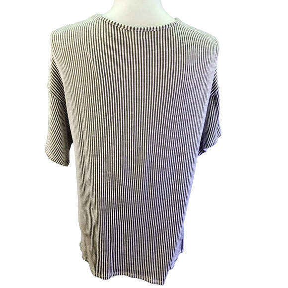 BKE Top Women’s Small Green Stripe Lace-Up Front Short Sleeve Tunic Boho Casual - Picture 3 of 10